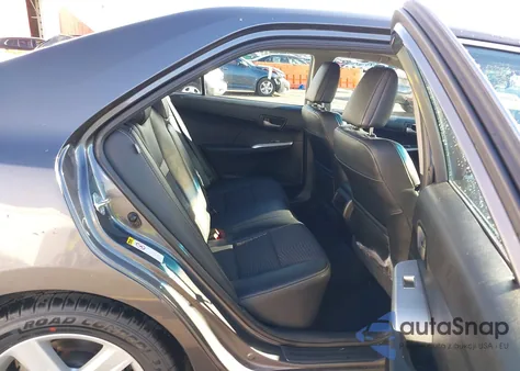 2012 Toyota Camry Se z USA, uszkodzony, nr VIN 4T1BF1FK6CU145638